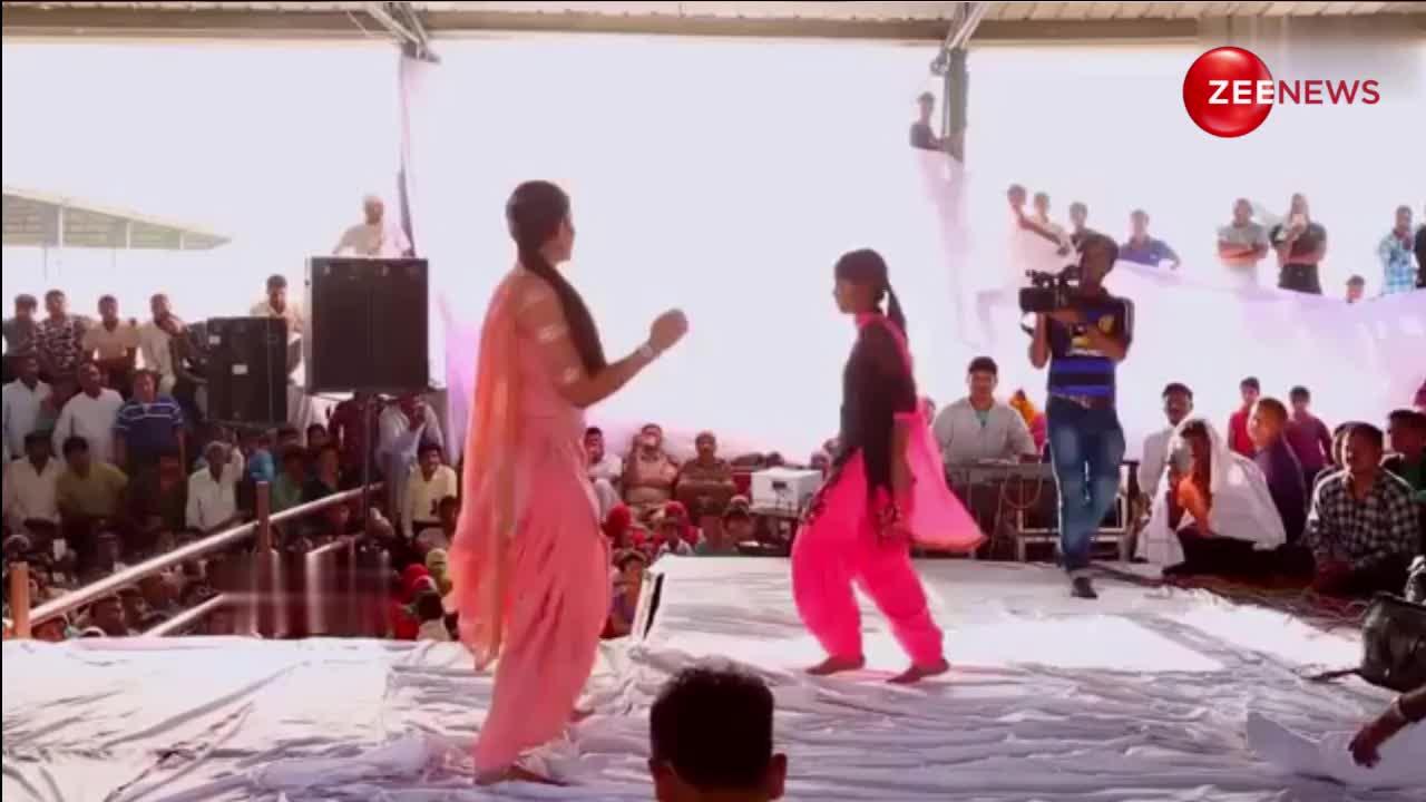 स्टेज पर Sapna Chaudhary ने किया बच्ची के साथ डांस, लोगों ने कहा- पढ़ाई की जगह सिखा रहे नाच