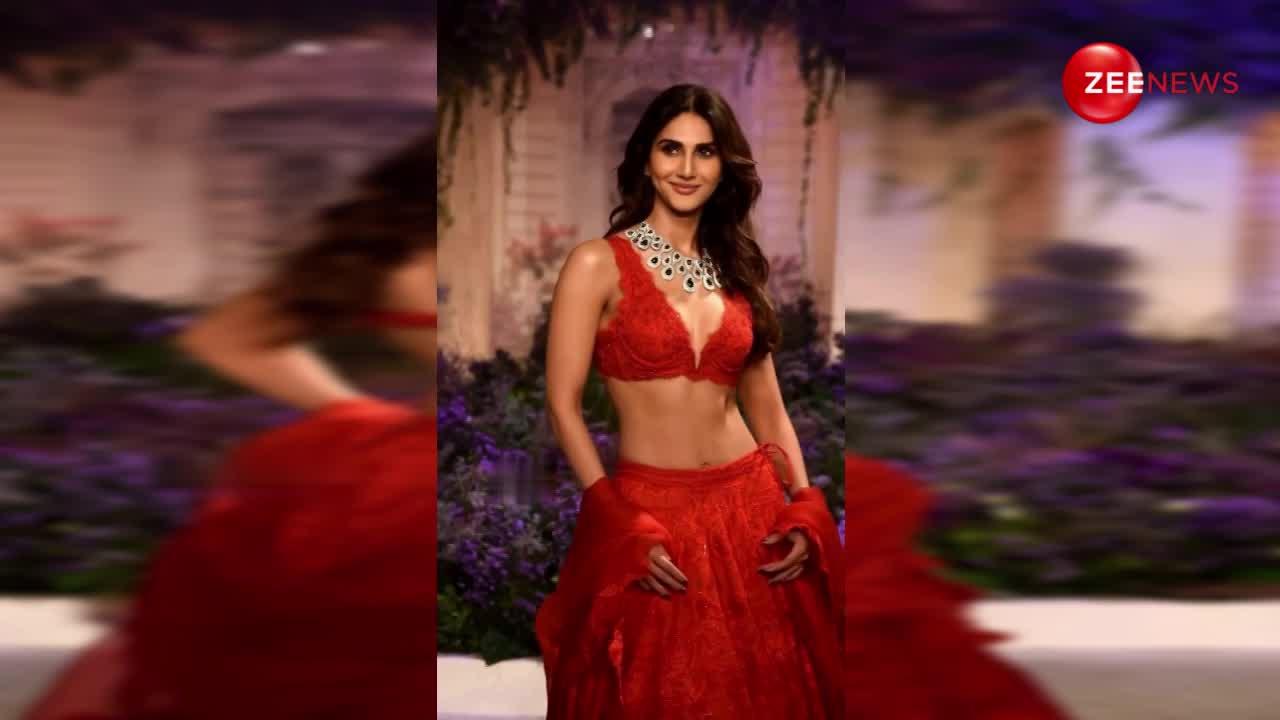 रेड लहंगे में Vaani Kapoor ने तोड़ी बोल्डनेस की हर हद, डीपनेक ब्लाउज में देख बेकाबू हो जाएंगे आप