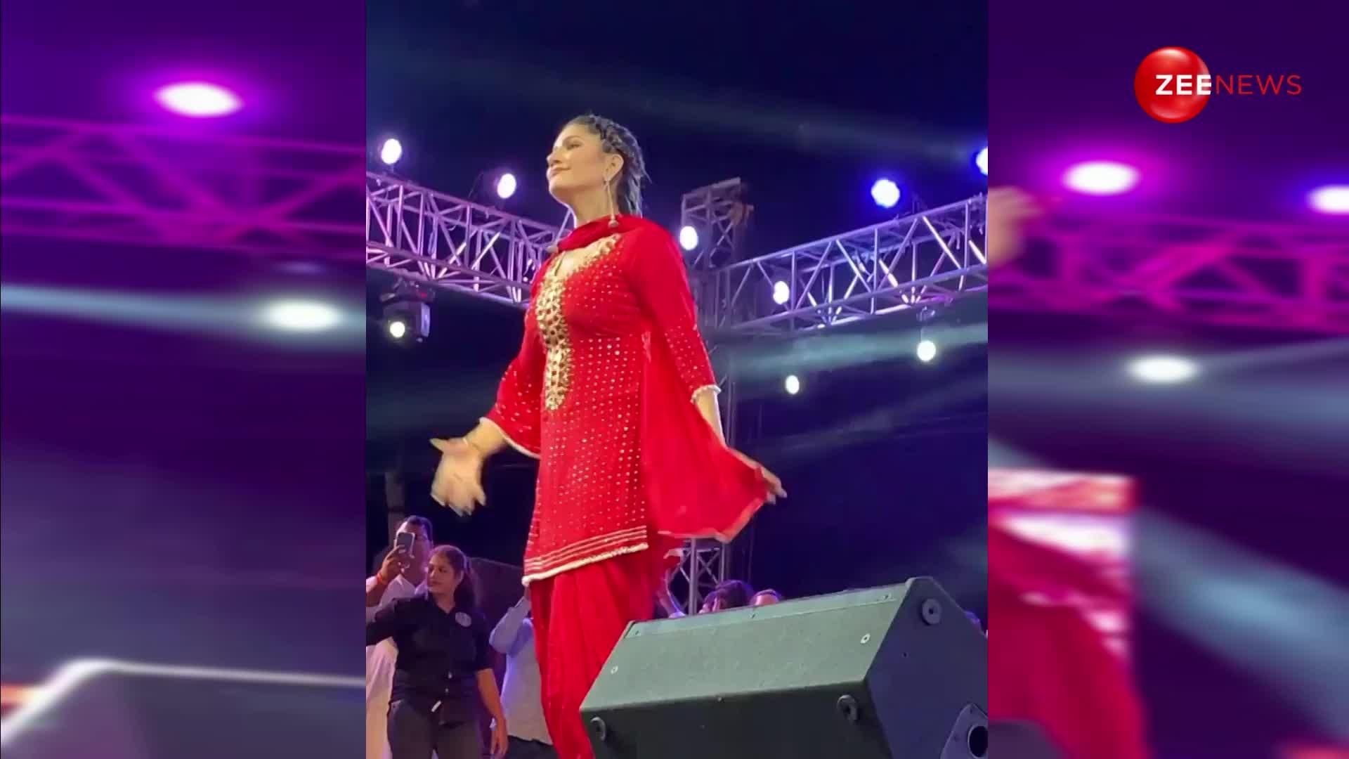 Sapna Chaudhary ने लाल टाइट सूट पहनकर Do Pata Me Jaan गाने पर किया स्टेज तोड़ डांस, लड़कों ने लिए खूब मजे