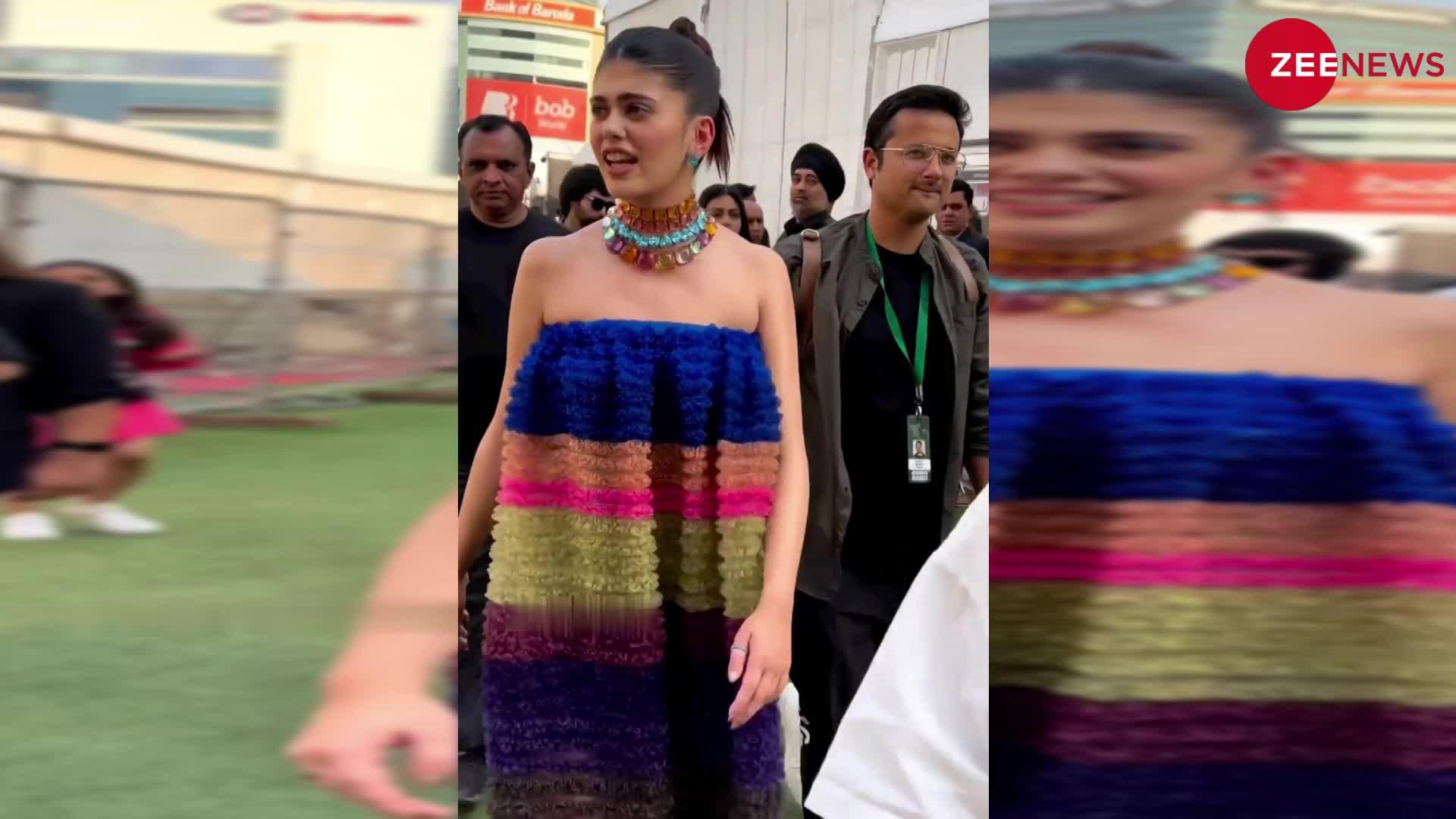 Sanjana Sanghi ऐसे आउटफिट में आईं नजर, देखकर ट्रोलर्स बोले- 'दीदी डोर मेट क्यों पहनी हो'