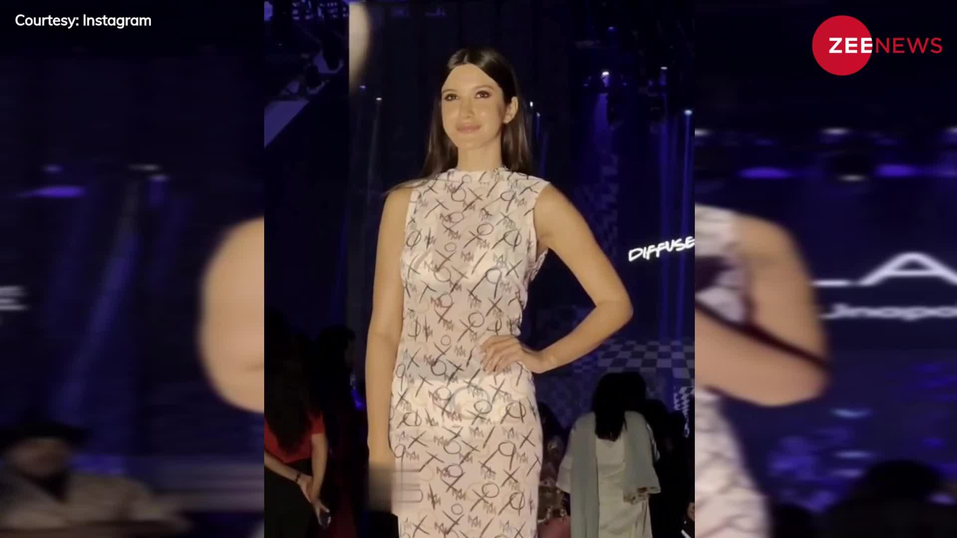 रैंप वॉक करते हुए Shanaya Kapoor ने पहन ली बेहद रिवीलिंग ट्रांसपेरेंट ड्रेस, वीडियो में दिखे गए अंदर के कपड़े, लोगों ने उड़ा दी खिल्ली