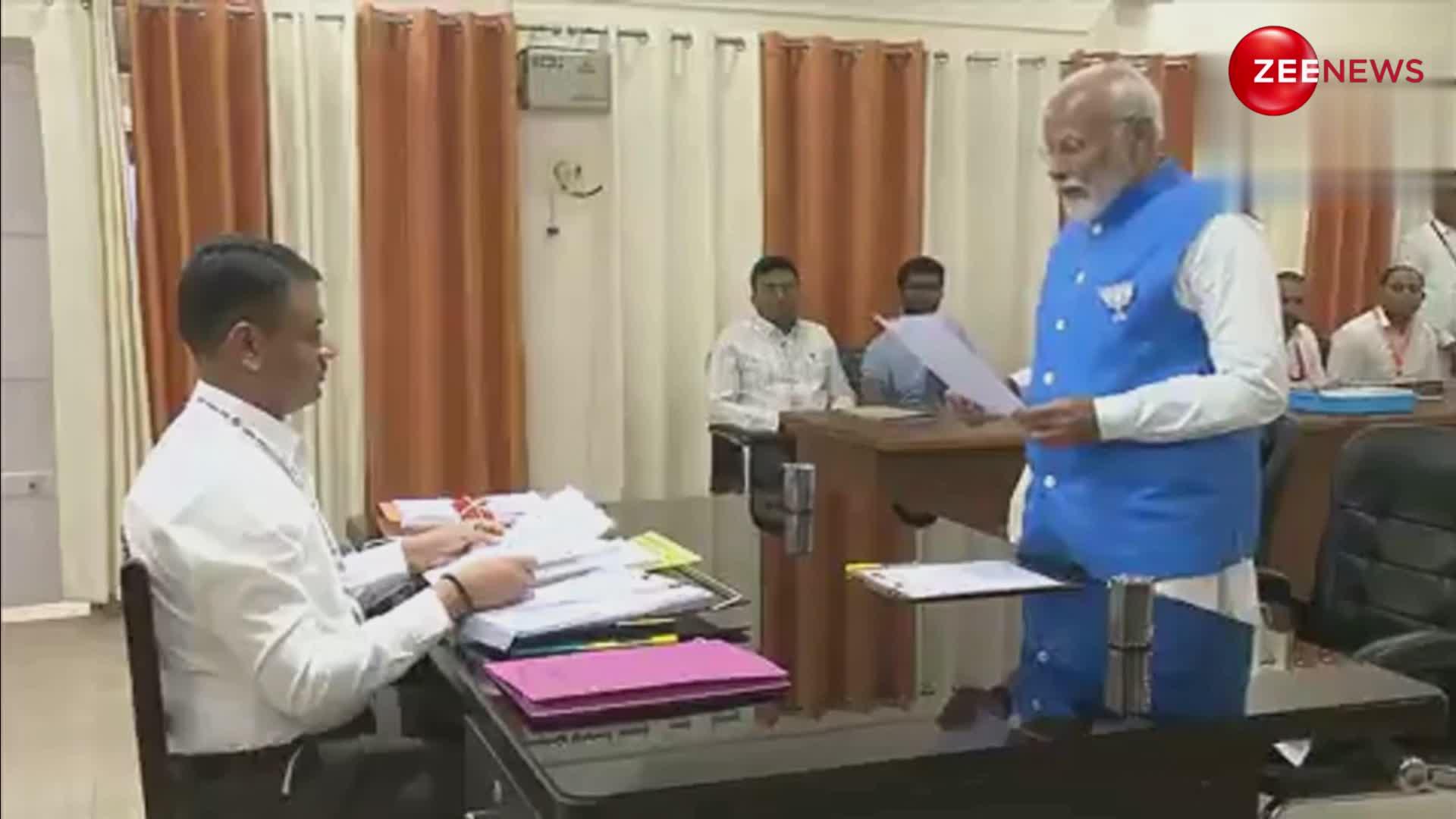 काल भैरव बाबा का आशीर्वाद लेकर PM Modi ने वाराणसी से तीसरी बार भरा नामांकन, सामने आया वीडियो