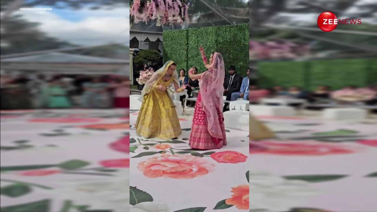 2 बहनों ने शादी में शाहरुख खान के मेरी महबूबा गाने पर किया कठपुतली डांस, लोगों ने कहा- किसकी किस्मत खुली!