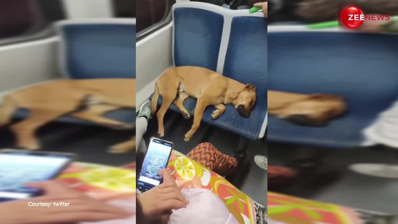 ट्रेन में सफर कर रहे यात्रियों ने पेश की इंसानियत की मिसाल, आपको भी इमोशनल कर देगा ये वीडियो