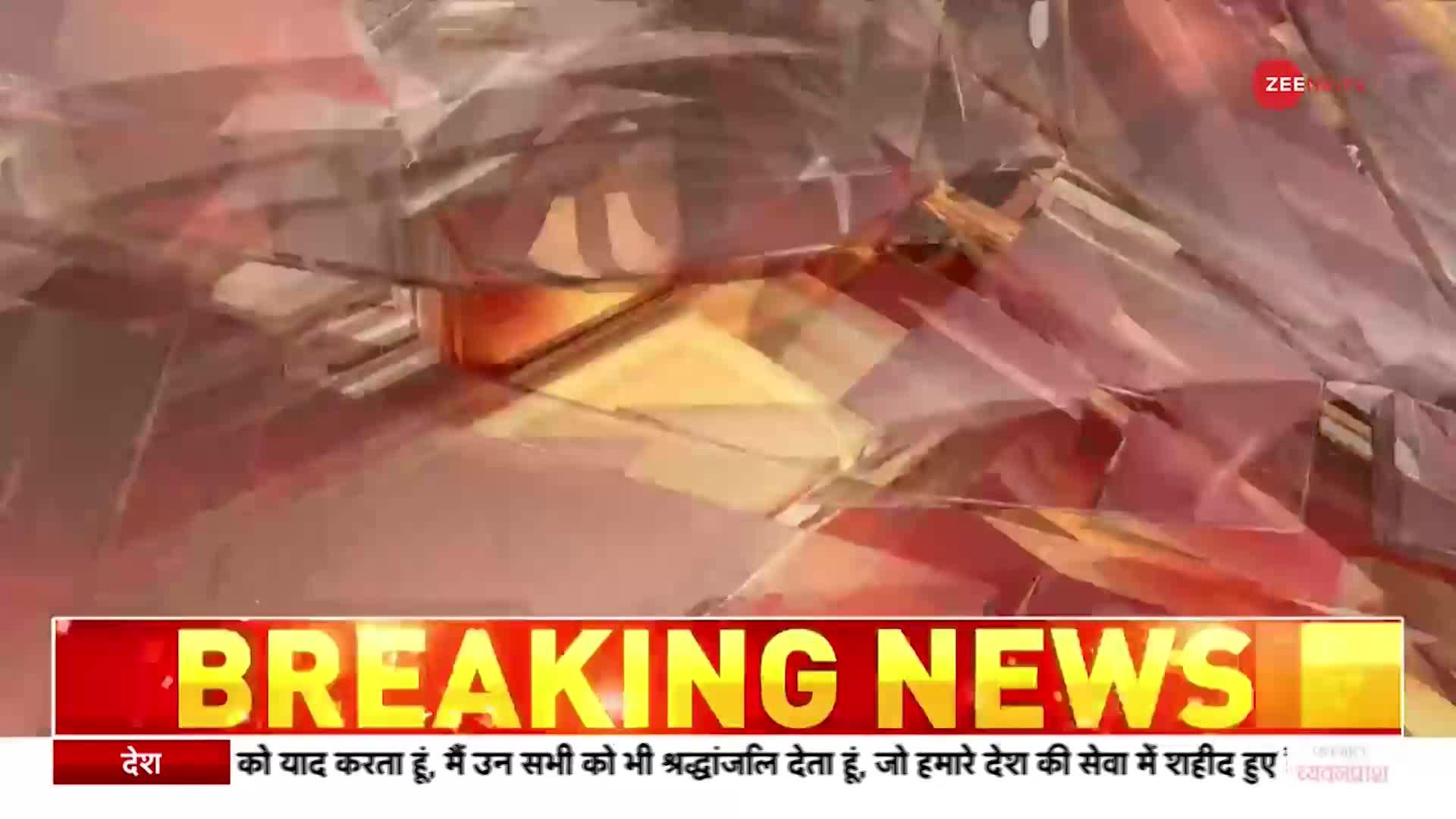 Breaking News: कर्नाटक में कैलाश खेर पर हमला, हंपी उत्सव में नहीं गाया फरमाइशी गाना तो मारी बोतल